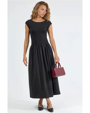 Lässiges Midi-Kleid mit Rundhalsausschnitt