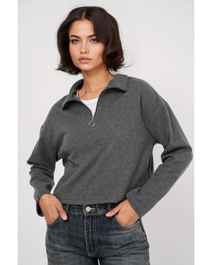 Lockerer Fit Crop-Pullover mit Reißverschlusskragen