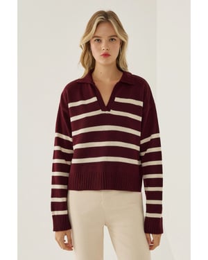Gestreifter Polo-Kragen Strickpullover