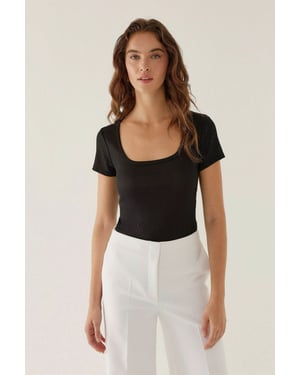 Quadratischer Kragen Bodysuit