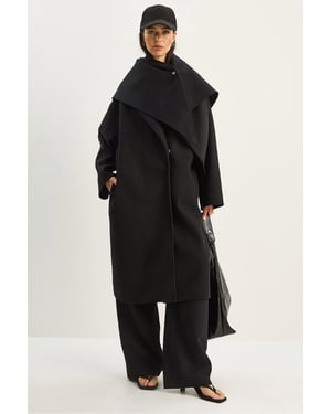 Oversized Mantel mit Schalkragen und Knöpfen