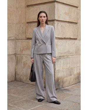 Klassischer Knopfblazer