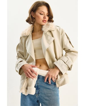 Trenchcoat mit Kunstfellkragen