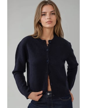Rundhals-Strickjacke mit weichem Griff