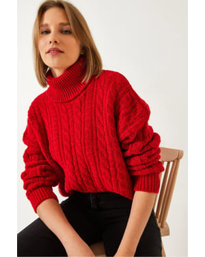 Strukturiertes, tailliertes Rollkragenpullover