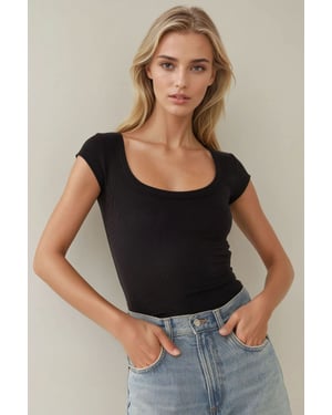 Hiccup Schmal geschnittenes Ripp-Crop-Top mit rundem Ausschnitt - Schwarz