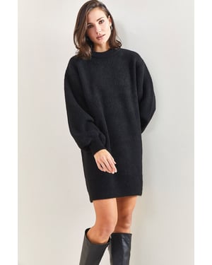Strukturierter Strickkleid