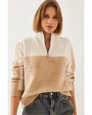 Musterstrickpullover mit Reißverschlusskragen