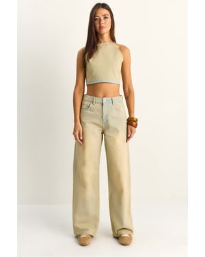 Hochtailliertes Denim-Haltertop und weit geschnittene Hose Set