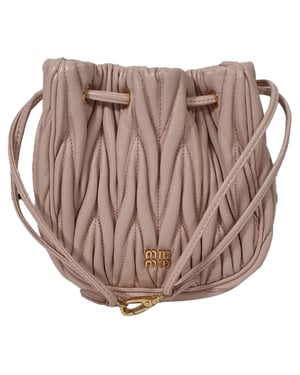 Miu Miu Matelassé Bucket Bag aus rosa Leder
