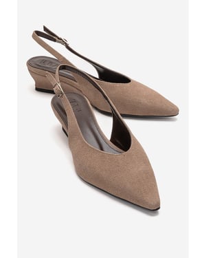 Cosella Slingback Pumps