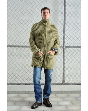Übergroßer gerippter Strickcardigan mit halbem Rollkragen