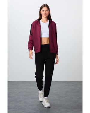 Übergrößenset mit Kapuzenpulli und Hose mit Reißverschluss