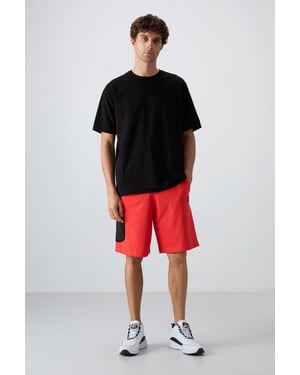 Herren Cargo Shorts mit weitem Bein