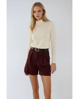 Hochtaillierte Mini-Shorts