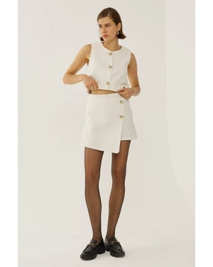 Knopfdetaillierte Tweed-Shorts