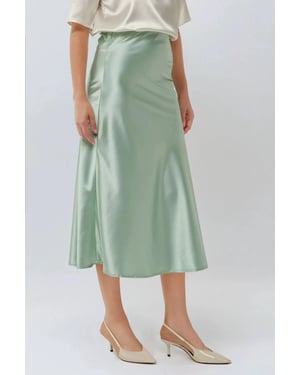 Hochgeschnittener Satin-Midi-Rock