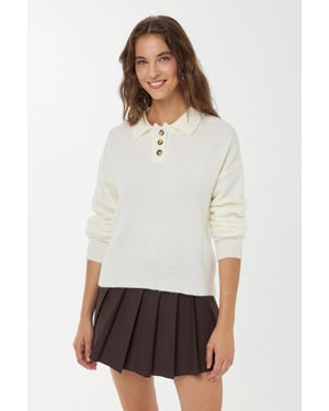 Knopfkragen Strickpullover