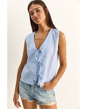 Gestreifte V-Ausschnitt-Bluse mit Bindedetail