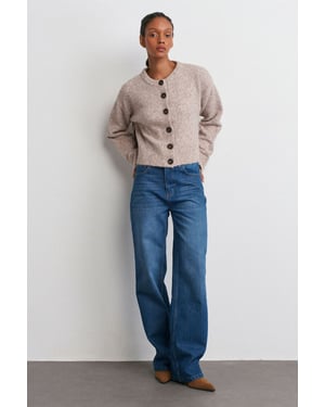Hüfthose mit ausgestelltem Bein aus Denim