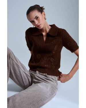Strukturierter gerippter Polo-Kragen-Pullover