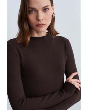 Damen Slim-Fit Rippen-Halbkragenpullover