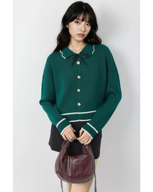 Texturiertes Poloshirt mit Rippendetail