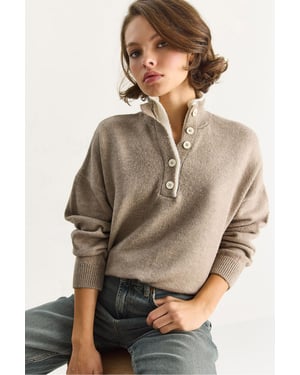 Knöpfbarer Pullover