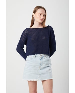 Luftiges Bootsausschnitt-Crop-Stricktop