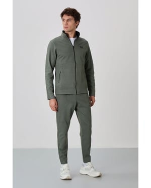 Herren Sweatshirt-Set mit Reißverschlusskragen und Hose