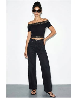 Schulterfreie, spitzenverzierte Crop-Bluse