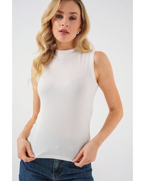 Enganliegender halber Rollkragen-Bodysuit
