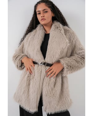Langer Oversized Kunstfellmantel mit Gürtel