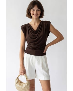 Ärmellose Bluse mit Loop-Ausschnitt