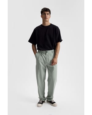 Herren Relaxed Fit Faltenhose mit geradem Bein