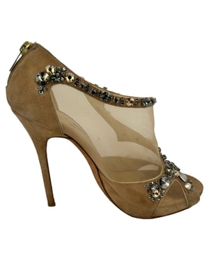 Jimmy Choo Pumps mit Netz-Akzenten aus beigem Wildleder