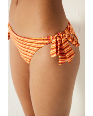 Gestreifte Brasilianische Bikini-Höschen