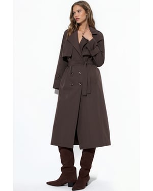 Doppelreihiger Gürtelt trenchcoat