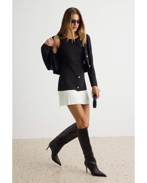 TRENDYOLMİLLA Damen Schwarz Colorblock Kurz / Mini Lang A-Linie Kleider