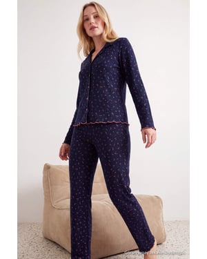 TRENDYOLMİLLA Damen 2er Pack Dunkelblau Geblümt Lang, Regular Fit Pyjama- Sets