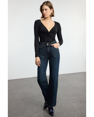 TRENDYOLMİLLA Damen Schwarz Einfarbig Lang Tailliert Blusen