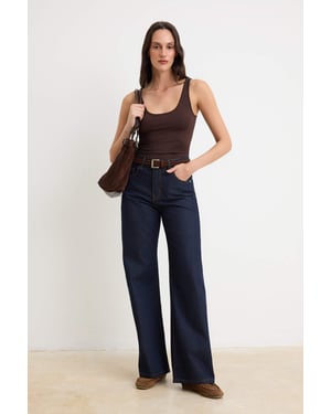 TRENDYOLMİLLA Damen Dunkelblau Einfarbig Weites Bein Hohe Taille Jeans