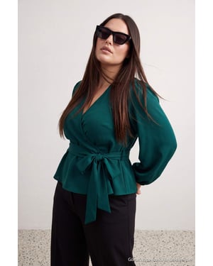 Trendyol Curve Damen Grün Einfarbig Lang, Tailliert Große Größen Blusen