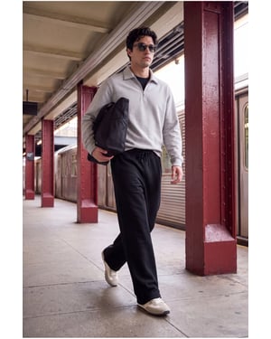 TRENDYOL MAN Herren Schwarz Einfarbig Weites Bein Normale Taille Hosen