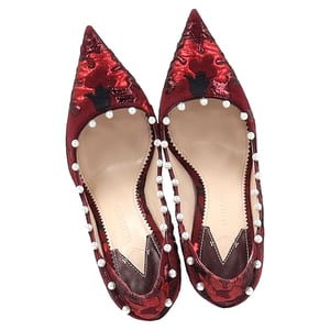 Aquazzura Perlenverzierte Pumps aus roter Baumwolle