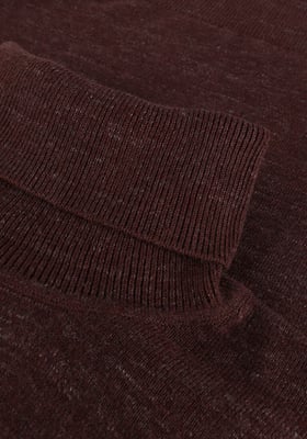 Herrenpullover der Marke Cast Iron. Der Pullover ist aus Baumwolle gefertigt und hat eine normale Passform. Die weiche Baumwolle sorgt für einen hohen Tragekomfort.  Marke: Cast IronModellname: CKW216322CKategorie: HerrenpulloverMaterialien: BaumwolleFarbe: rot