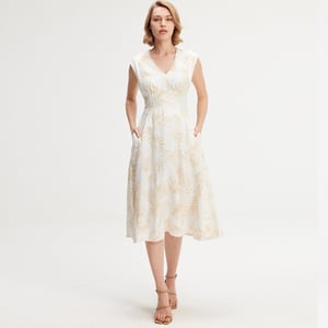 Ärmelloses Midikleid mit tropischem Muster