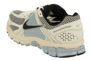 Nike Damen Zoom Vomero 5 Turnschuhe Weiß