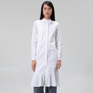 Minimalistisches Hemdblusenkleid