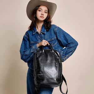 VICTORIA HYDE Rucksack Cowboy Cowgirl Rucksack in schwarz